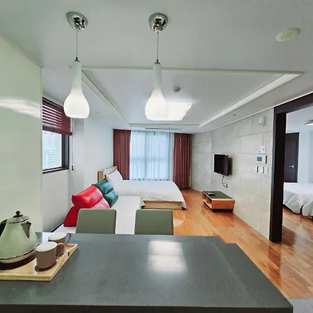 Jeoung'S House - Ciel De Mer Busan Exterior photo